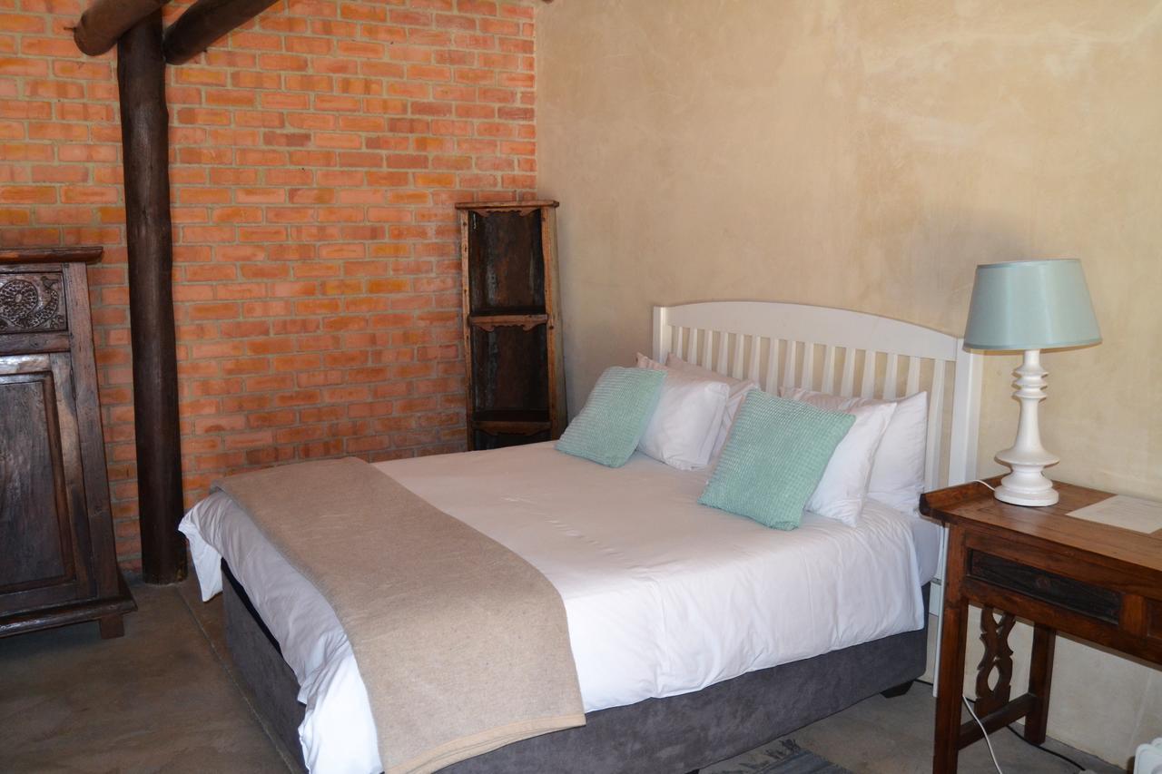 Chartwell Manor Hotel ภายนอก รูปภาพ