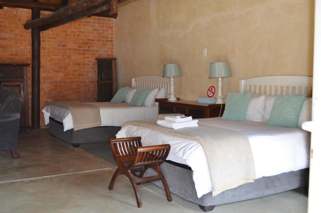 Chartwell Manor Hotel ภายนอก รูปภาพ